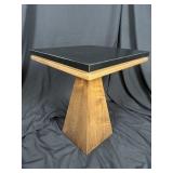 Hanna Mfg. Mid-Century Modern Pedestal Table