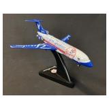 Danbury Mint Yankees Boeing 727 TriJet Model Plane