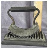 ANTIQUE CAST IRON GENEVA HAND FLUTER