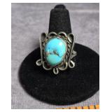 NAVAJO TURQUOISE STERLING SILVER RING