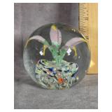 ART GLASS FLOWER PAPERWEIGHT