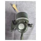 TRUE TEMPER 420 FISHING REEL