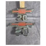 VINTAGE 3893755-2 C-3 1960"S TRUCK FENDER EMBLEMS