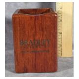 WOODEN BRADLEY UNIVERSITY DESK TOP PENCIL HOLDER