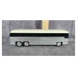 PLASTIC COACH BUS COIN BANK NO BOX