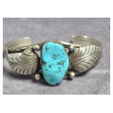 NATIVE AMERICAN NAVAJO STERLING SILVER CUFF