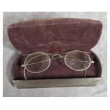 ANTIQUE WIRE-RIMMED SPECTACLES WITH CASE