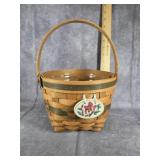 1994 LONGABERGER CHRISTMAS COLLECTION  BASKET