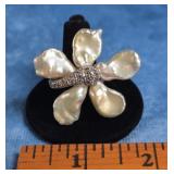 PETAL PEARL FLOWER STERLING SILVER RING SIZE 6.5