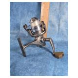 SHAKESPEARE SYNERGY SUPREME EZ CAST SPINNING REEL