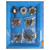 RHINESTONE BROOCHES BOX LOT