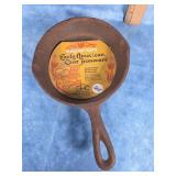SMALL WAGNER WARE EARLY AMERICAN CAST IRON SKILLET