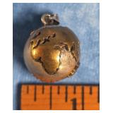 VINTAGE MEXICO STERLING SILVER GLOBE BALL PENDANT