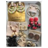 COSTUME JEWELRY BOX LOT