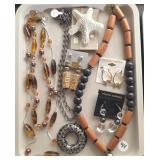 COSTUME JEWELRY BOX LOT