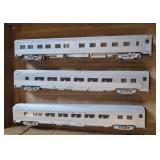 HO SCALE WALTHERS SANTE FE BUDD PASSENGER CARS