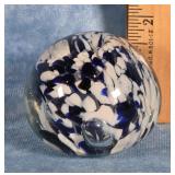 BLUE & WHITE ART GLASS PAPERWEIGHT