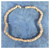 VINTAGE HAWAIIAN PUKA SHELL NECKLACE