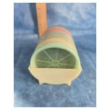 VINTAGE TUPPERWARE WAGON WHEEL COASTERS