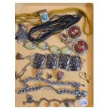 JEWELRY BOX LOT
