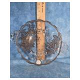 SILVER CITY GLASS DOUBLE HANDLED TRAY 7"