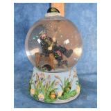 EMMETT KELLY JR. DOCK OF THE BAY GLOBE MUSIC BOX