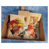 VALENTINES AND GREETING CARDS BOX LOT