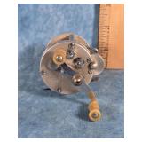 PFLUEGER NOBBY BAITCASTING FISHING REEL NO. 1963