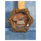 VINTAGE SOUVENIR GLASS AND STONES ASHTRAY