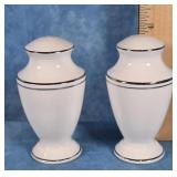 LENOX FEDERAL PLATINUM BONE CHINA SALT & PEPPER