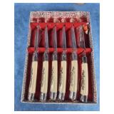 6 ROYAL BRAND CUTLERY MASTERPIECE STEAK KNIVES