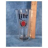 MILLER LITE PINT BEER GLASS MORPHEUS 08 JK
