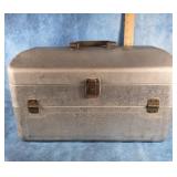 LARGE VINTAGE ALUMINUM TACKLE BOX