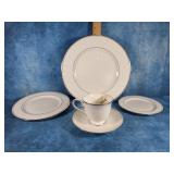 LENOX FEDERAL PLATINUM 5-PIECE PLACE SETTING