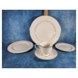 LENOX FEDERAL PLATINUM 5-PIECE PLACE SETTING
