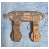 VTG. LEAD & BRASS TROLLEY FISHING WEIGHT