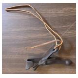 VTG. CAST IRON AMISH CORN SHOCKTYING PULLEY