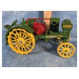 ERTL JOHN DEERE 1915 MODEL R WATERLOO BOY TRACTOR