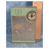 GENERAL ELECTRIC GE P895G POCKET AM RADIO