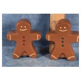 GINGERBREAD MAN SALT & PEPPER SHAKERS