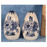 DELFT HOLLAND PORCELAIN SALT & PEPPER SHAKERS