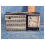 CHANNEL MASTER MODEL 6506 AM TRANSITOR RADIO