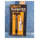 GILLETTE TWINJECTOR RAZOR SET NEW OLD STOCK SEALED