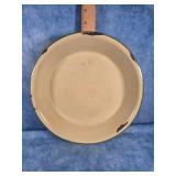 VTG. CREAM & GREEN ENAMELWARE PIE PAN