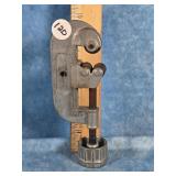 SUPERIOR TOOL CO. PIPE CUTTER