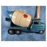 STRUCTO PRESSED STEEL READY MIX CONCRETE TRUCK