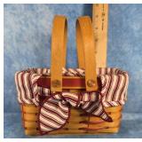LONGABERGER PICTURE PERFECT SWEETHEART BASKET
