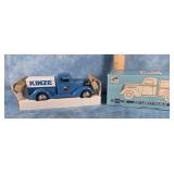 LIBERTY CLASSICS 1937 CHEVY PICKUP DIE-CAST BANK
