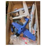 PLASTIC AIRPLANE MODELS BOX LOT