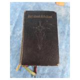 1959 SAINT JOSEPH DAILY MISSAL BOOK